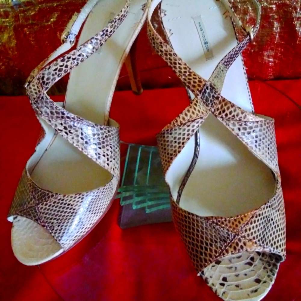 Max Studio heels